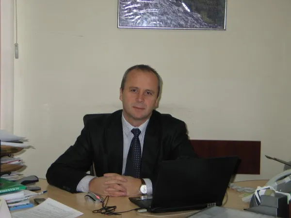 Universitatea „Transilvania” nu renunţă la cele două probe de la licenţă