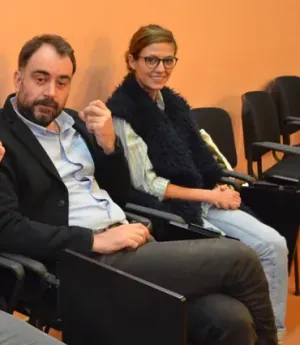 Scoşi din Teatru, pe uşa din spate