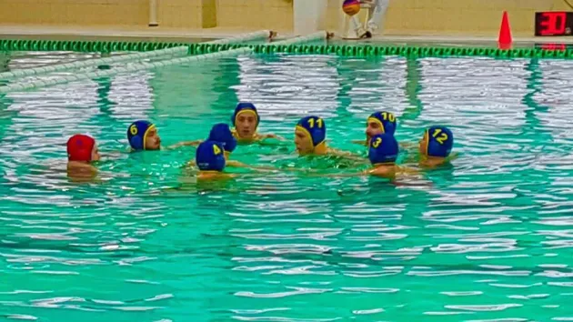 Juniorii poloişti ai Coronei se luptă pentru un loc la turneul final