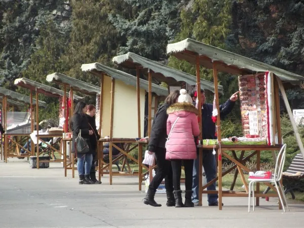 Târg de flori şi mărţişoare în perioada 27 februarie – 8 martie, în parcarea de la Complexul Mare