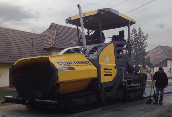 O hală a Conforest Braşov, scoasă la vânzare de lichidator cu 500.000 de euro