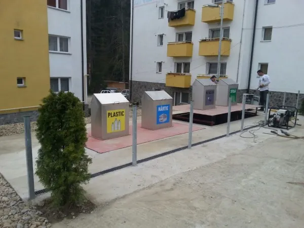 Pentru a prinde noi contracte de salubrizare în Braşov, operatorii ar putea avea ca „temă” să îngroape ghenele de gunoi în tot Braşovul