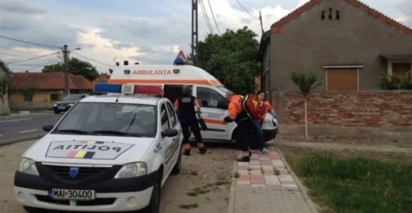 Dramă pentru un copil din Săcele: martor când Salvarea i-a luat mama şi duba Poliţiei, tata