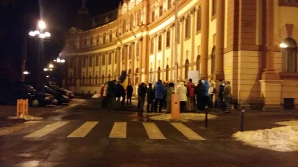 9 oameni au încheiat a treia săptămână de proteste de la Braşov