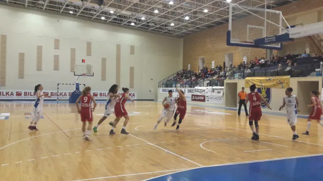 Olimpia CSU primeşte vizita campioanei