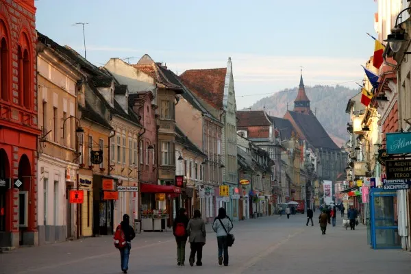 Municipiul Braşov mai are doar 643 de şomeri „oficiali”