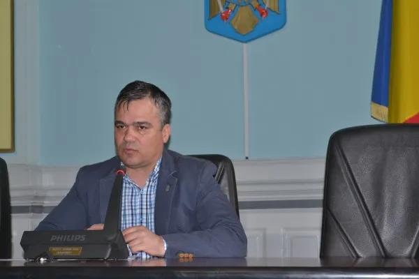 Adrian Veștea și radiografia mandatului său din punct de vedere al aeroportului