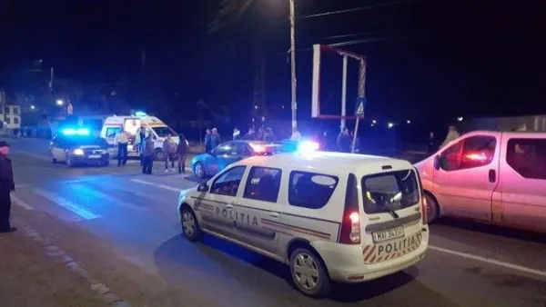 A călcat un pieton, forţat de maşina din spate