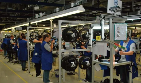 Autoliv investeşte 40 de milioane de euro în extinderea capacităţii de producţie