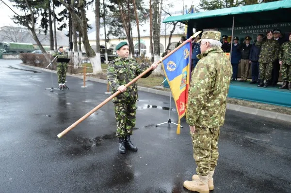 Comandant instruit în SUA la Brigada 2 „Sarmizegetusa” Braşov