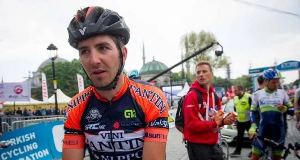 Edi Grosu, între starurile ciclismului la Tirreno-Adriatico