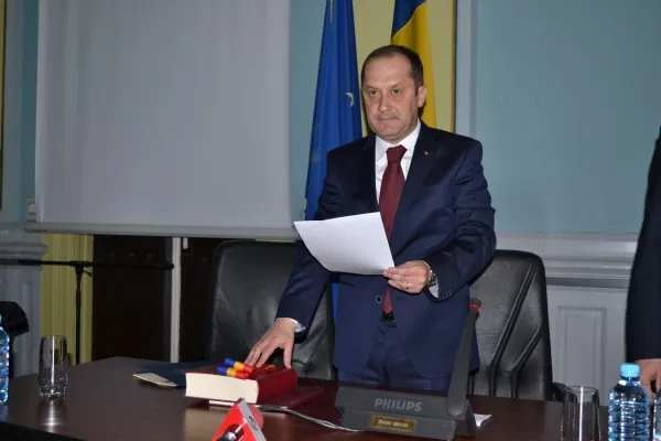Noul prefect a depus jurământul
