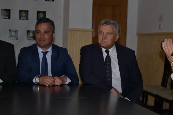 Nicolae Vlad Popa revine în prim plan