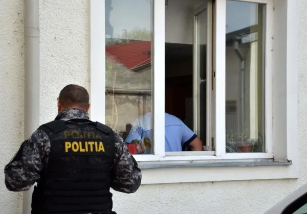 O firmă de contabilitate din Braşov şi-a jefuit patronul-client, căruia îi folosea societatea şi pentru evaziune fiscală