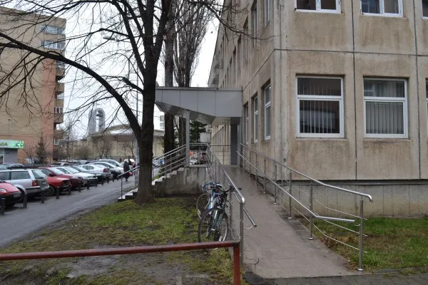 Neurologia şi Diabetul se mută la Astra, Internele şi Oftalmologia la Mârzescu