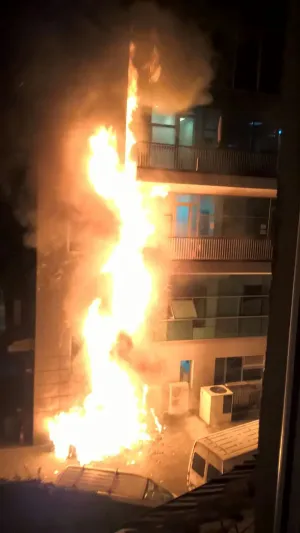 Sediul Digi, în flăcări