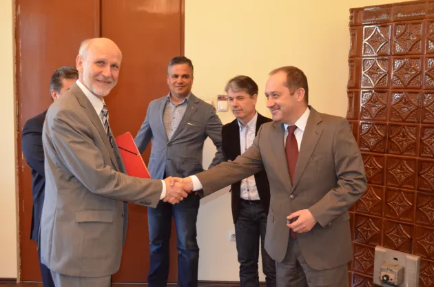 Noul prefect al Braşovului a avut prima întâlnire cu un ambasador