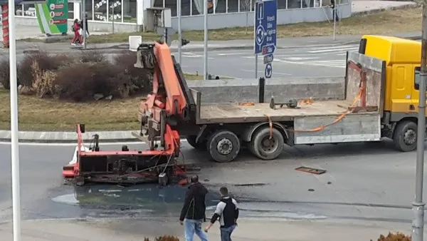 A scăpat utilajul în mijlocul străzii, în Bartolomeu
