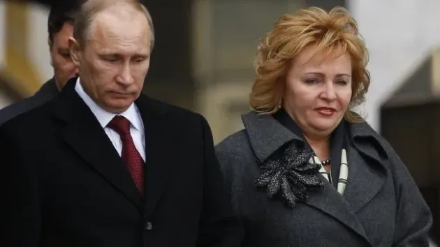 Cu cine a fost înlocuit Putin