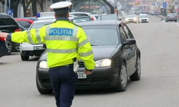 „Radarul zebrelor”, ieri în judeţ:  19 permise reţinute în 2 ore