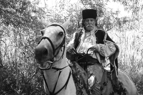 S-a dus şi `ultimul haiduc`, un cunoscut cascador și actor român, născut la Braşov