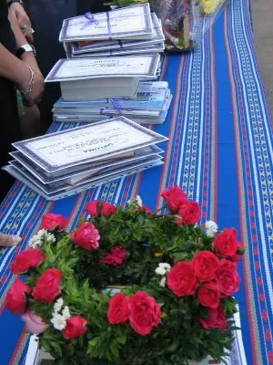 Banii de coroniţă de la Primărie sunt mai puţini în acest an şi se dau ca bonusuri la bursa de merit 