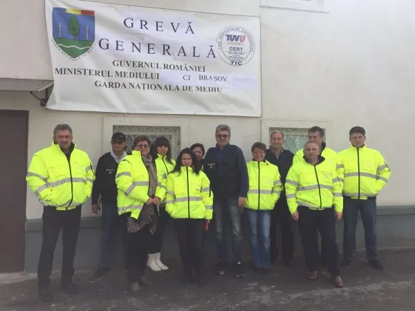 Angajaţii Gărzii de Mediu nu mai protestează. Pentru moment