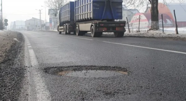 Ministrul Dunca promite mobilizare generală pe DN 73