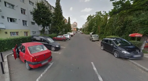 Concurenţă mare pentru 21 de locuri de parcare din Astra II