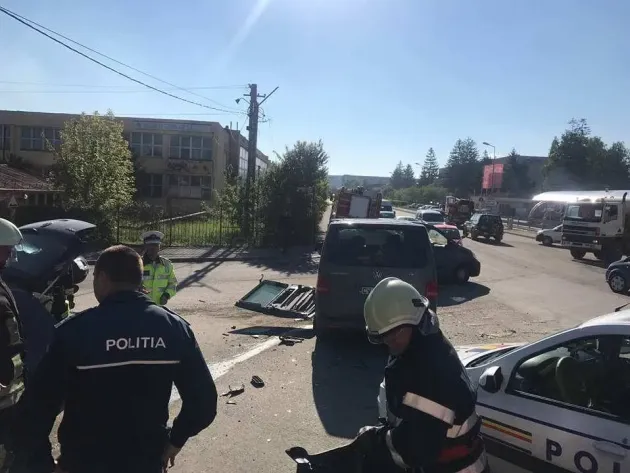 Nu i-a acordat prioritate şi l-a „aruncat” în parapet