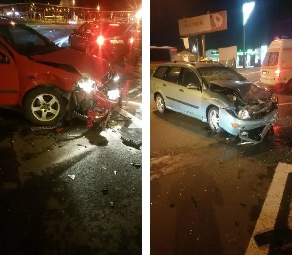 Accident de noapte în Bartolomeu: Maşinile praf, şoferii ocupaţi să sară unul la gâtul altuia