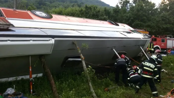 Codul roşu de intervenţie la Braşov: Accident cu 37 de victime