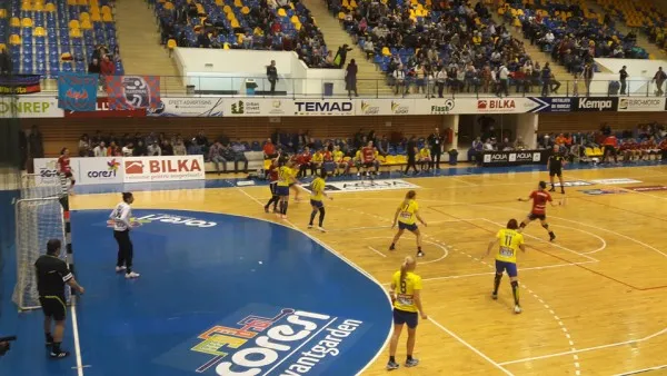 Corona mizează pe un „wild card” pentru cupele europene
