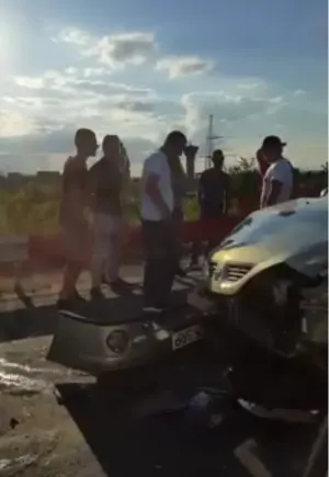 Accident pe podul spre Triaj, două fete de 16 ani internate la Pediatrie