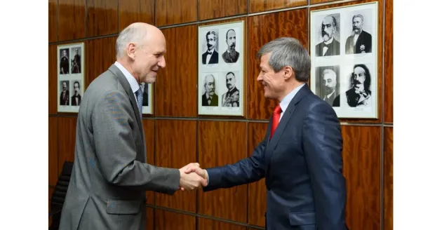 Ambasadorul Austriei şi o întrebare retorică despre autostrada Braşovului