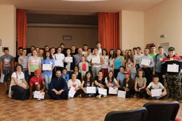 Premianţii din Veneţia de Jos au primit cadou... o tabără
