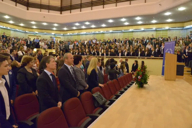 Sâmbătă va fi ziua şefilor de promoţie la Braşov