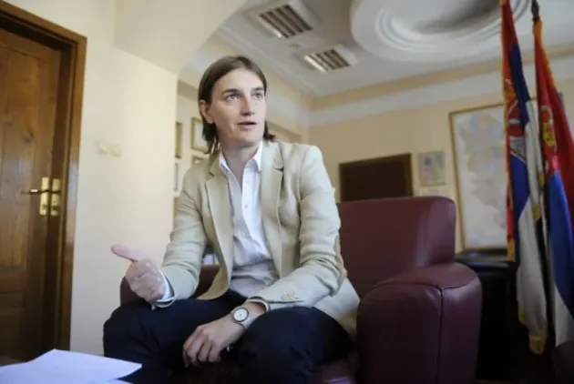 Anticipate în Serbia: nu vor premier o femeie gay