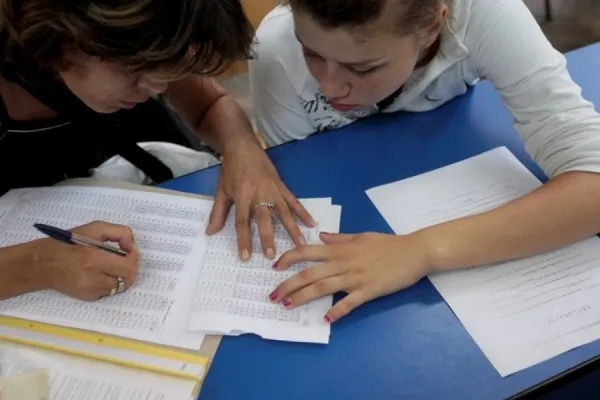 Evaluarea Naţională, la final: 198 de note au crescut, 176 au scăzut