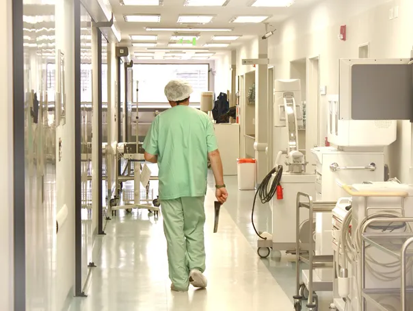 Un medic braşovean se ocupă, în medie, de 328 de pacienţi