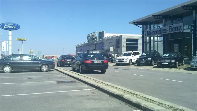 Ţiriac Auto îşi modernizează showroom-ul din Braşov