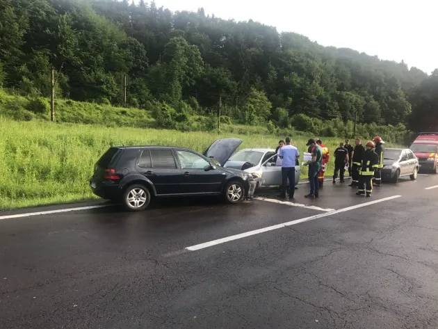 Mamă și copil, victime ale unui accident pe DN1