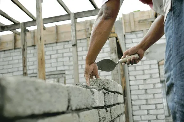Poliția Locală, 15 plângeri penale pentru construcții ilegale