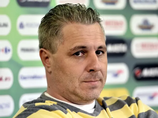 Decizia în privinţa banderolei a fost luată de Becali