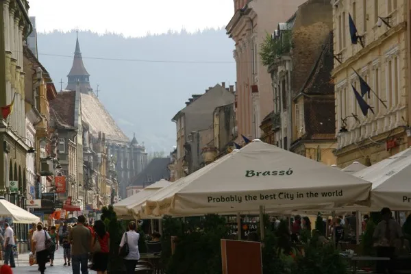 Un turist străin cheltuie mai mult la Braşov decât în Grecia sau Croaţia