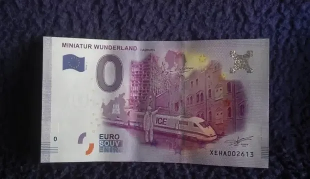 Bancnota de zero euro care circulă legal în ţările din UE