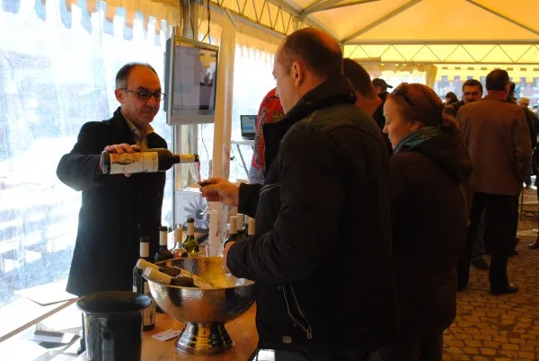 26 de crame din România, Republica Moldova şi Spania, la Festivalul Vinului din Râşnov