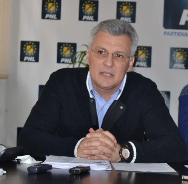 Autoritatea de Audit din cadrul Curţii de Conturi, atacată dur de senatorul Zamfir