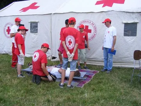 Crucea Roşie Braşov recrutează voluntari