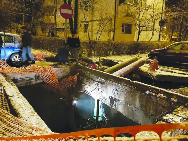 Prima documentaţie tehnică pentru reabilitarea reţelei termice din cartierul Tractorul a expirat Consiliul Local a aprobat încă o dată indicatorii tehnico-economici pentru acest proiect.